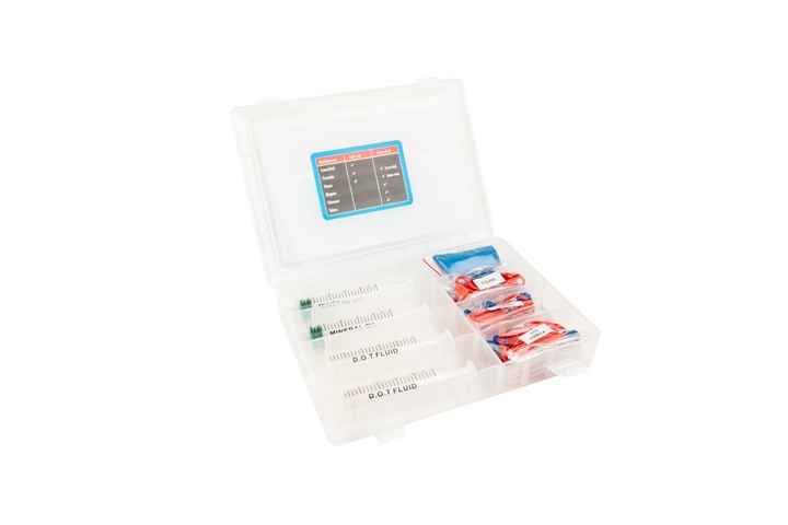 BI00015 (2012095) - Bleeding kit.